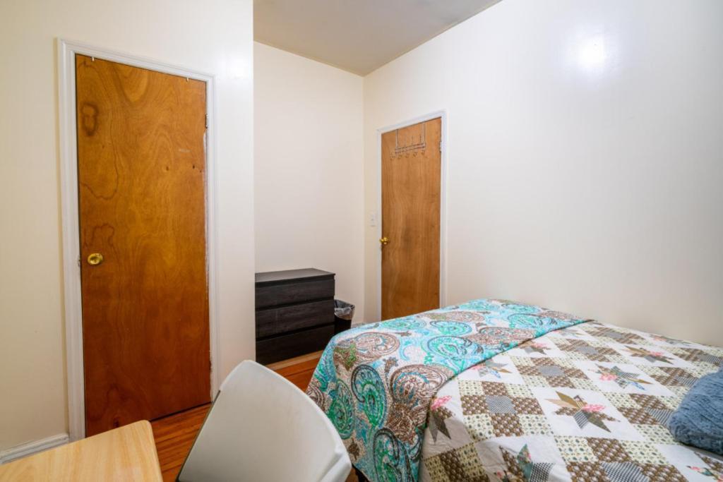 Eastern Parkway Guest House Ню Йорк Екстериор снимка